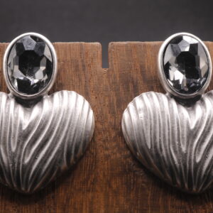 Aretes Brillo del Corazón Gris