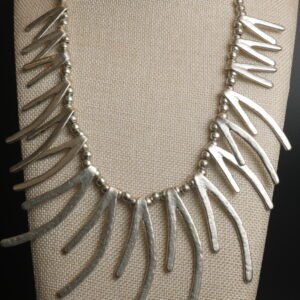 Collar Con Ramas