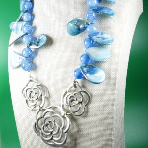 Collar Conchas Azules